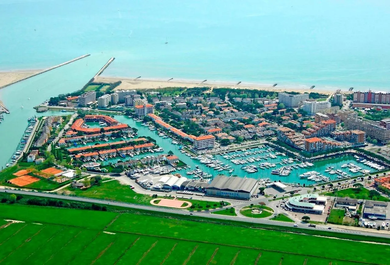 Appartamento Flat By The Sea With Sunny Terrace - Beahost Porto Santa Margherita di Caorle Italia